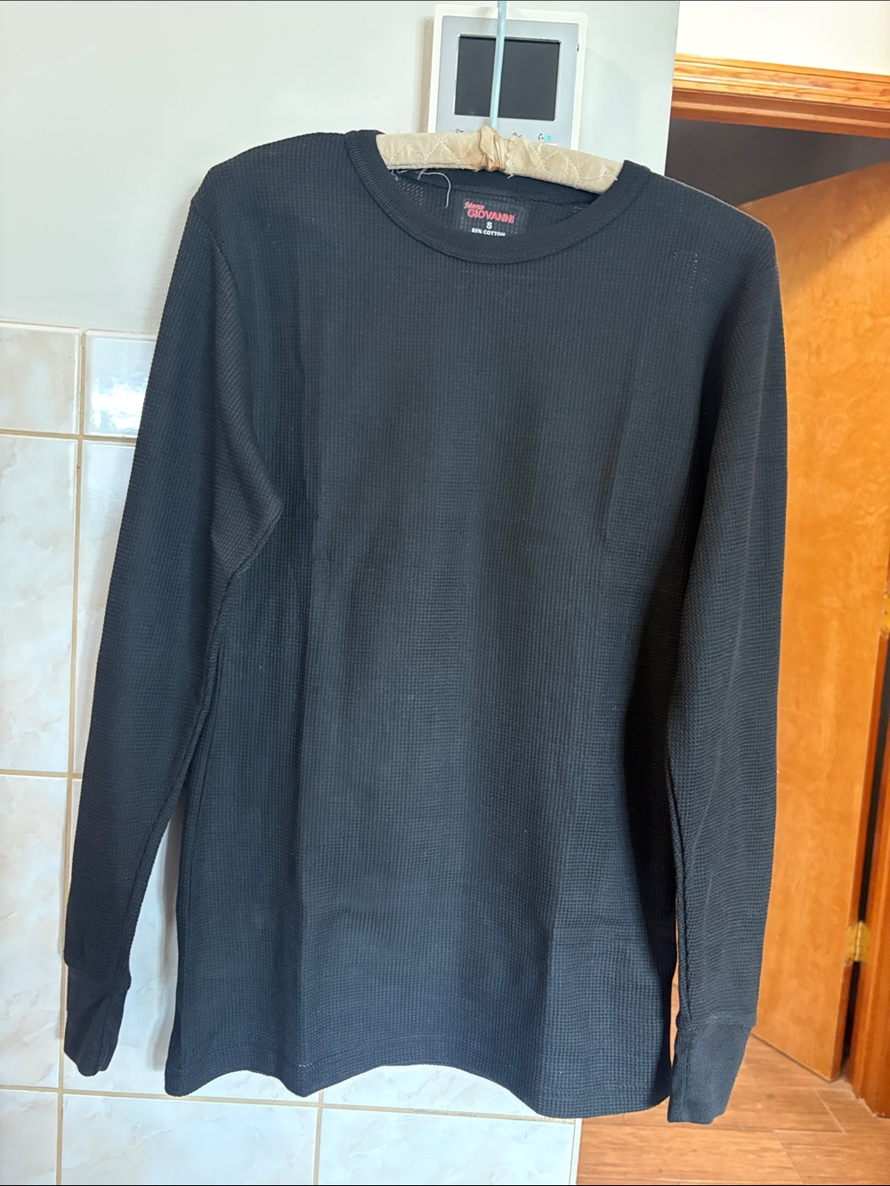 VANNI Black Long Sleeve Waffle Crew Shirt